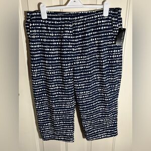 NWT Kim Rogers size 18 Navy White Polka Dot Capri Pants